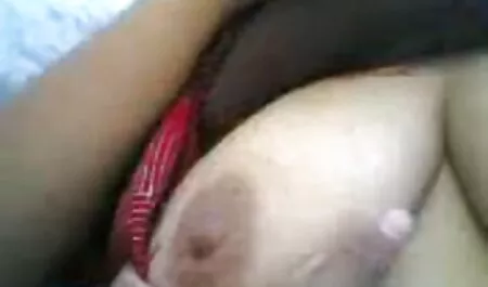 Chica desnuda en McDonalds. mexicana en su primer anal
