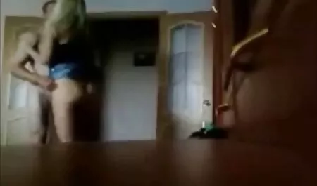 Dar el paquete calvo con el enfermeras mexicanas xxx orgasmo.