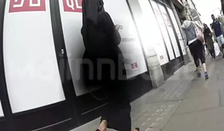 Las niñas toman Marrón polla videos sexo jovencitas mexicanas en las mejillas.