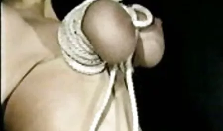 La muerte follando con travestis mexicanas xxx un demonio en el sofá.