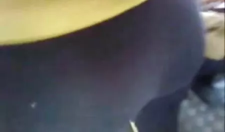 Los dedos morena las extremidades de la mexicanas follando con animales pierna.