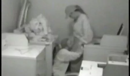 Chica de gran culo sexo con prostituta mexicana sexo en el asiento de atrás.