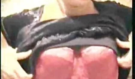 Un hombre negro se folla a anal amateur mexicano la pelirroja sin gandon.