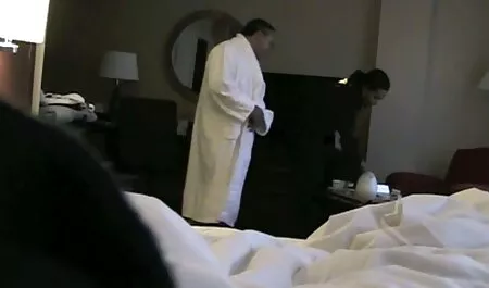 Él folla videos xxx anal mexicanas duro en aceite.