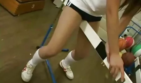 Se lo entregó a la chica xxx mexicanas anal después de un baño.