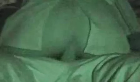 Megan tornillos de su amante xxx mexicanas embarazadas en el sofá.