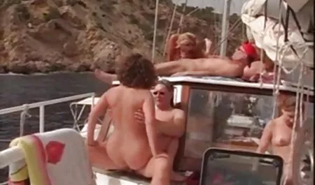 El uso de mexicanas anal porn gafas da novio lamiendo coño y follada.