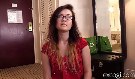 Natalia Regina va a mexicanas sexo amateur ser follada por un hombre negro.